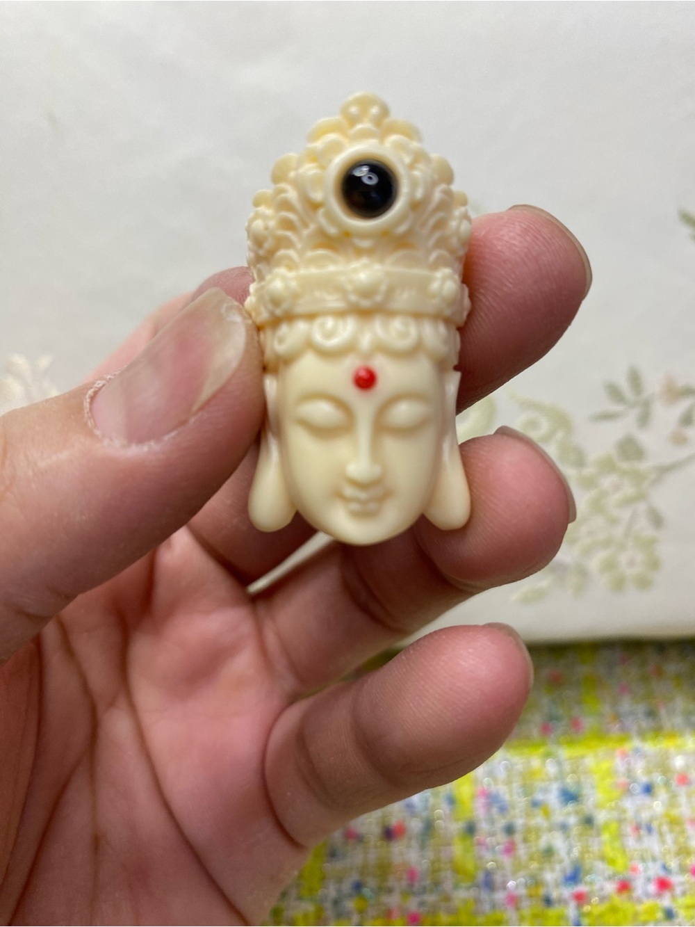 Ivory fruit necklace Guan Gong pendant men's and women's